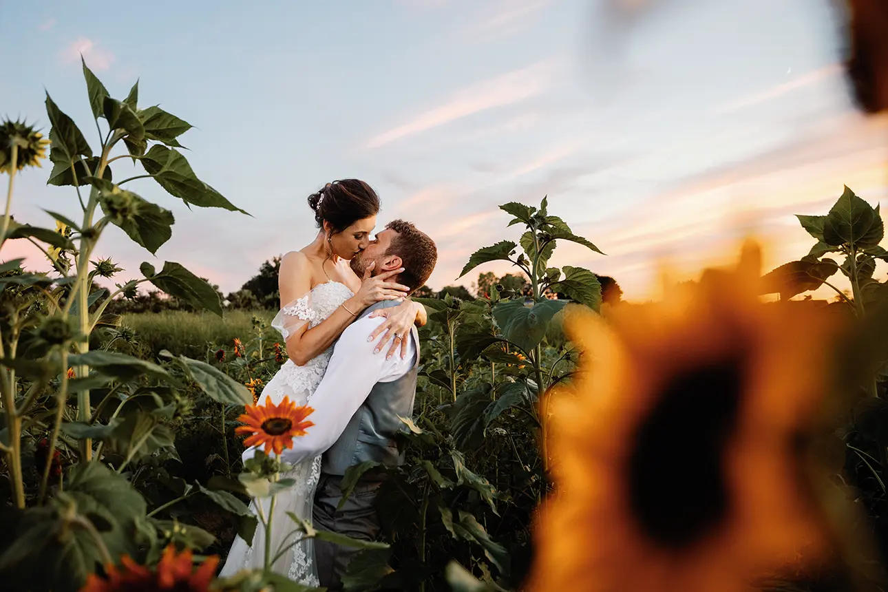 Summer Wedding at Hillcrest Orchards