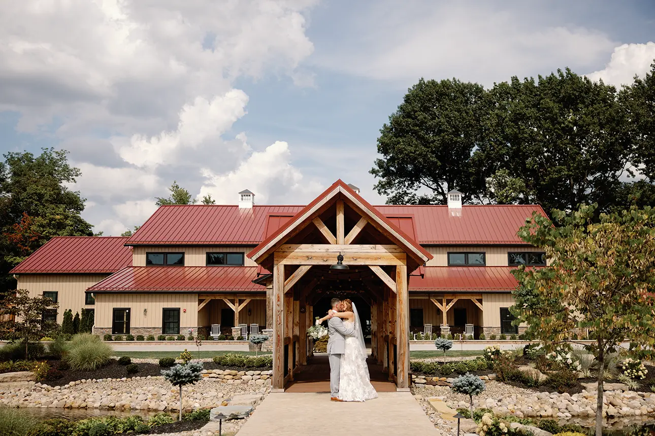 Summer Wedding at Tall Oaks